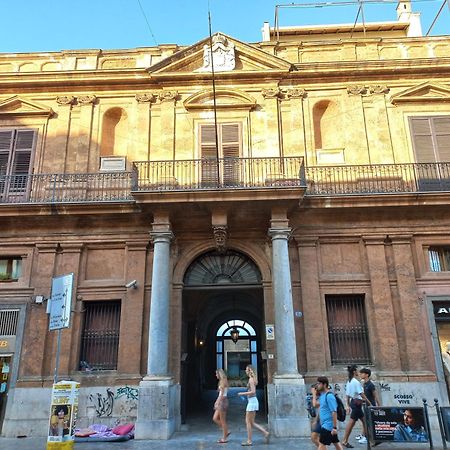 Al Palazzo Del Principe Al Massimo Apartment ปาแลร์โม ภายนอก รูปภาพ