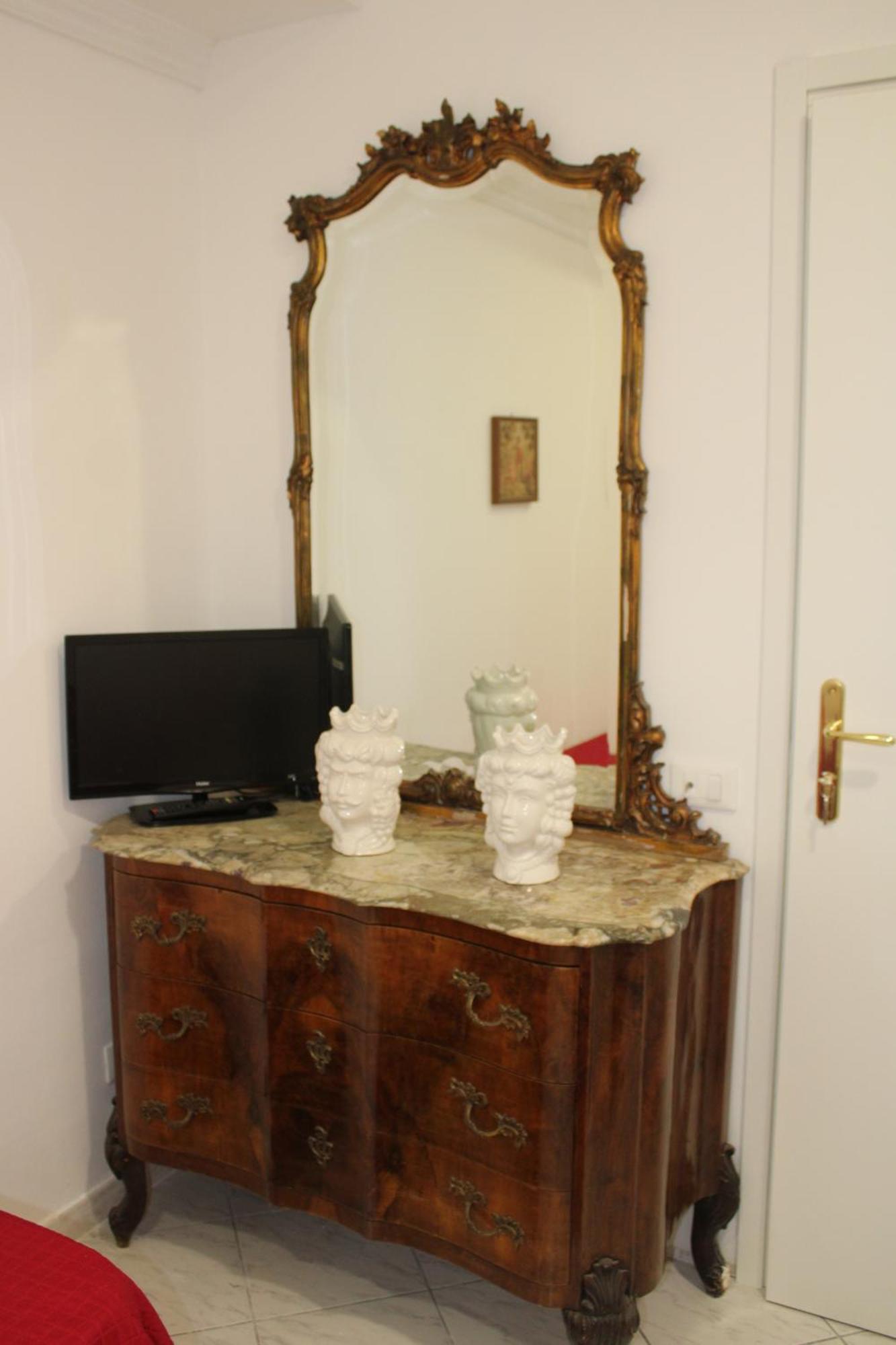 Al Palazzo Del Principe Al Massimo Apartment ปาแลร์โม ภายนอก รูปภาพ